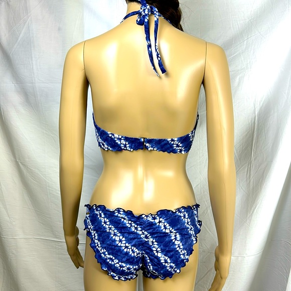 Victoria’s Secret 2 Piece Bikini Top 36D & Bottoms Medium - Picture 2 of 12